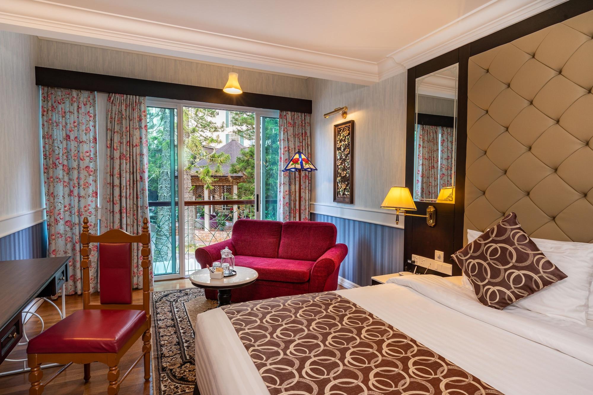 Hotel Century Pines 4*