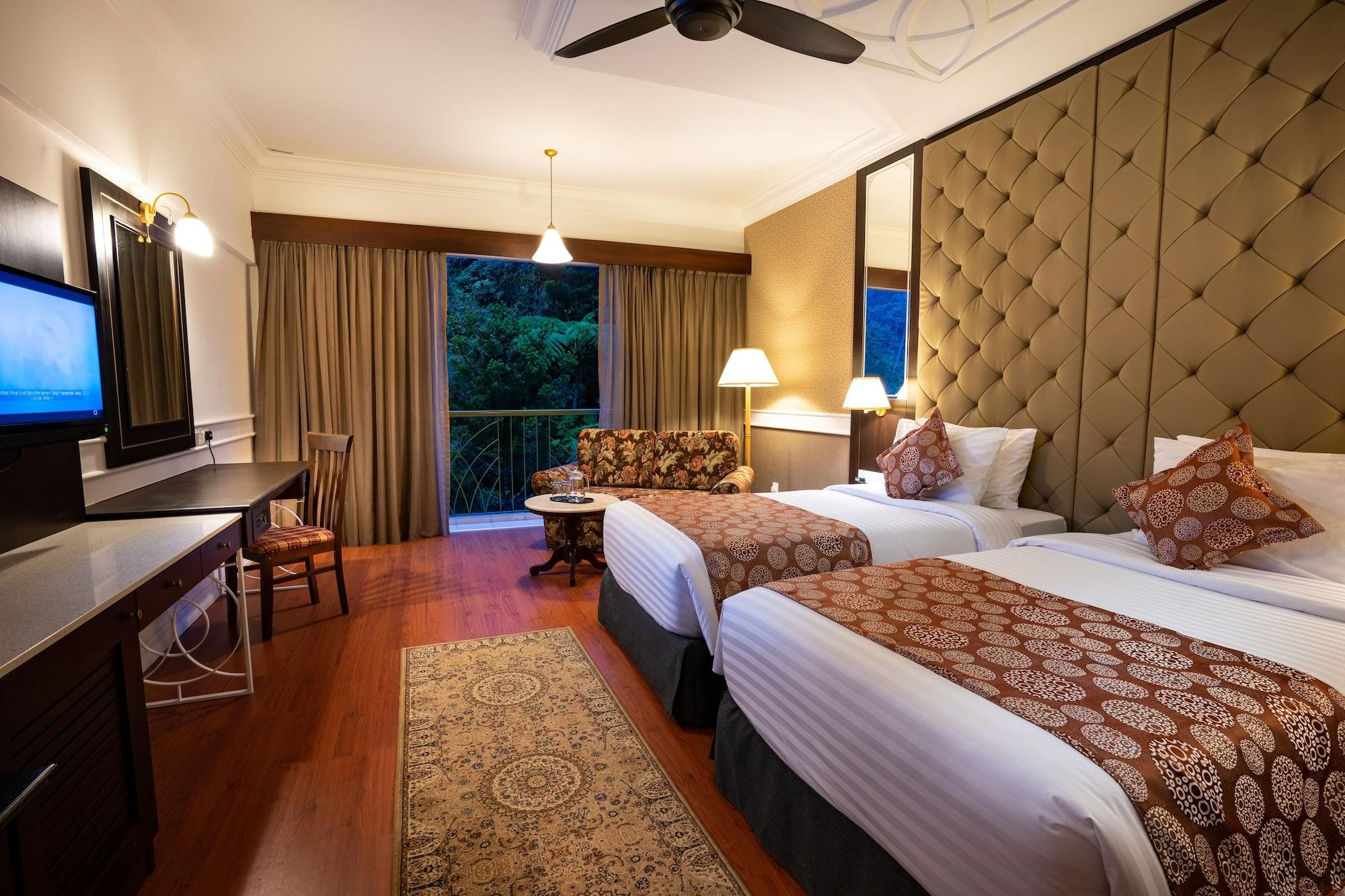 Hotel Century Pines