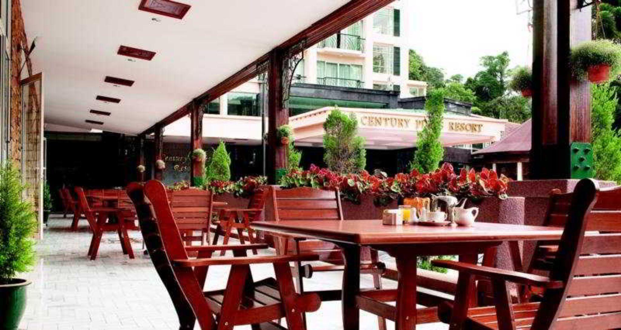 Century Pines 4*